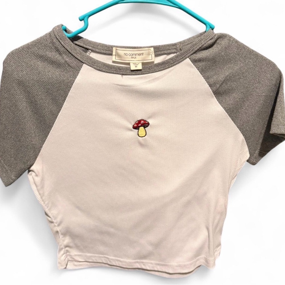 Mushroom Cropped Graphic Tee - Gray and White